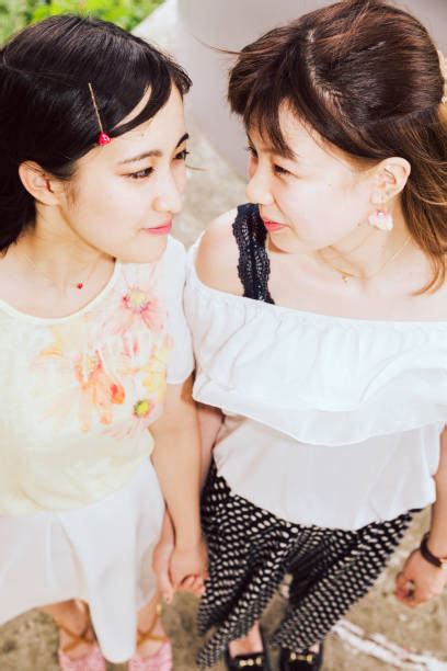 japonaise lesbienne|Lesbiennes .